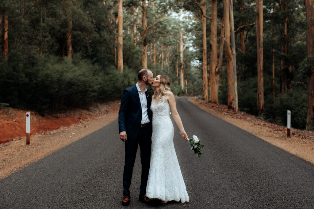 elope in WA